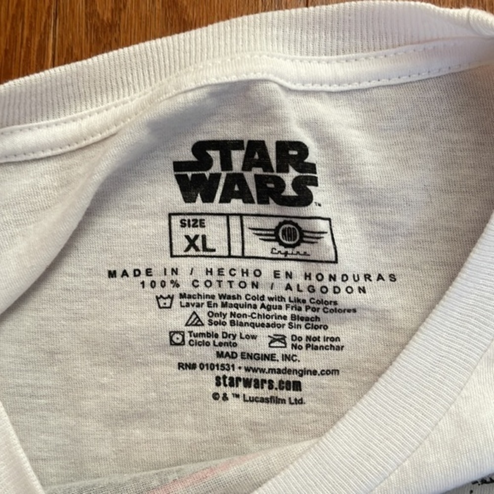 Star Wars The Force Awakens T-shirt XL - Picture 5 of 8
